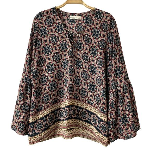 Abercrombie & Fitch Boho Top Women M Red Black Medallion Cottagecore Bell Sleeve - Picture 1 of 10